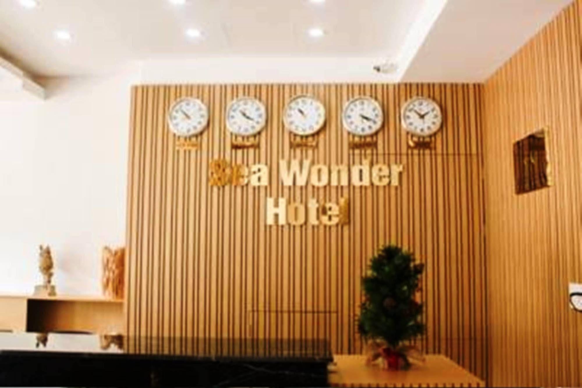 Sea Wonder Hotel Danang Exterior photo
